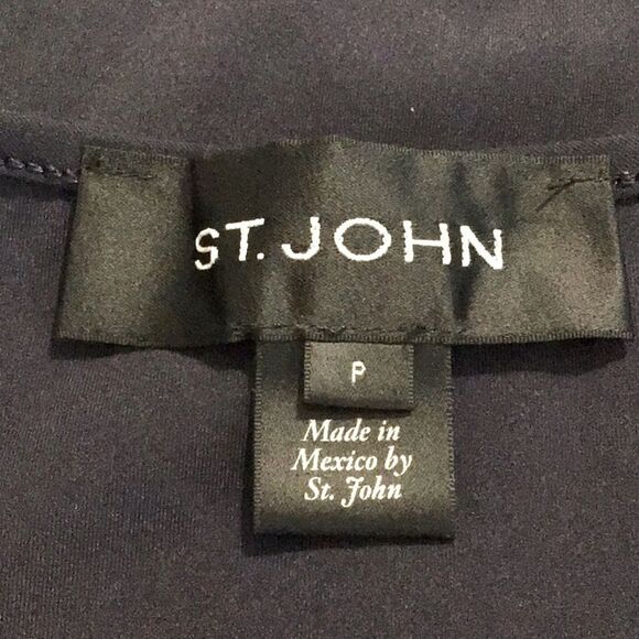 St. John Navy Blue Red Sleeveless Sport Athletic Activewear Keyhole Tank Top - Picture 10 of 11